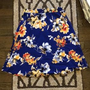 Gillis bright blue print skirt (new)